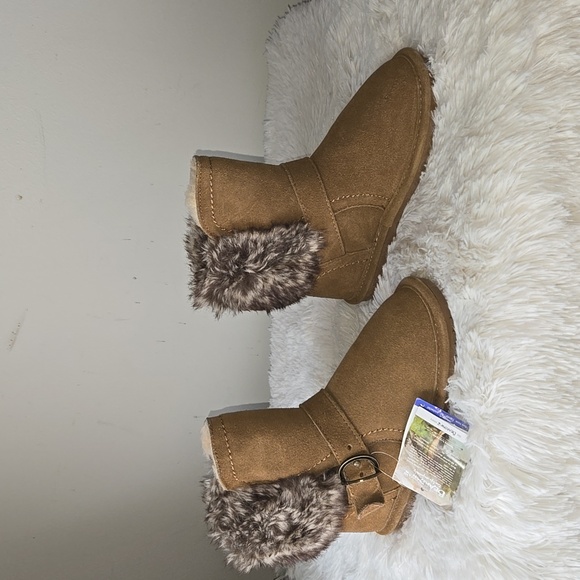 Girls Bearpaw Koko Pull-on Boot - Picture 1 of 4